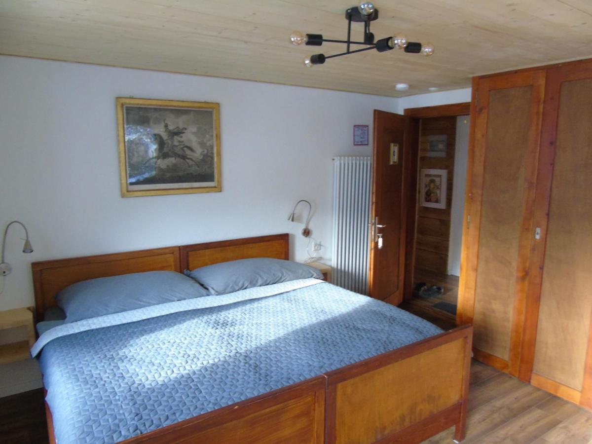 Room'S Chez Beni Grächen Екстериор снимка
